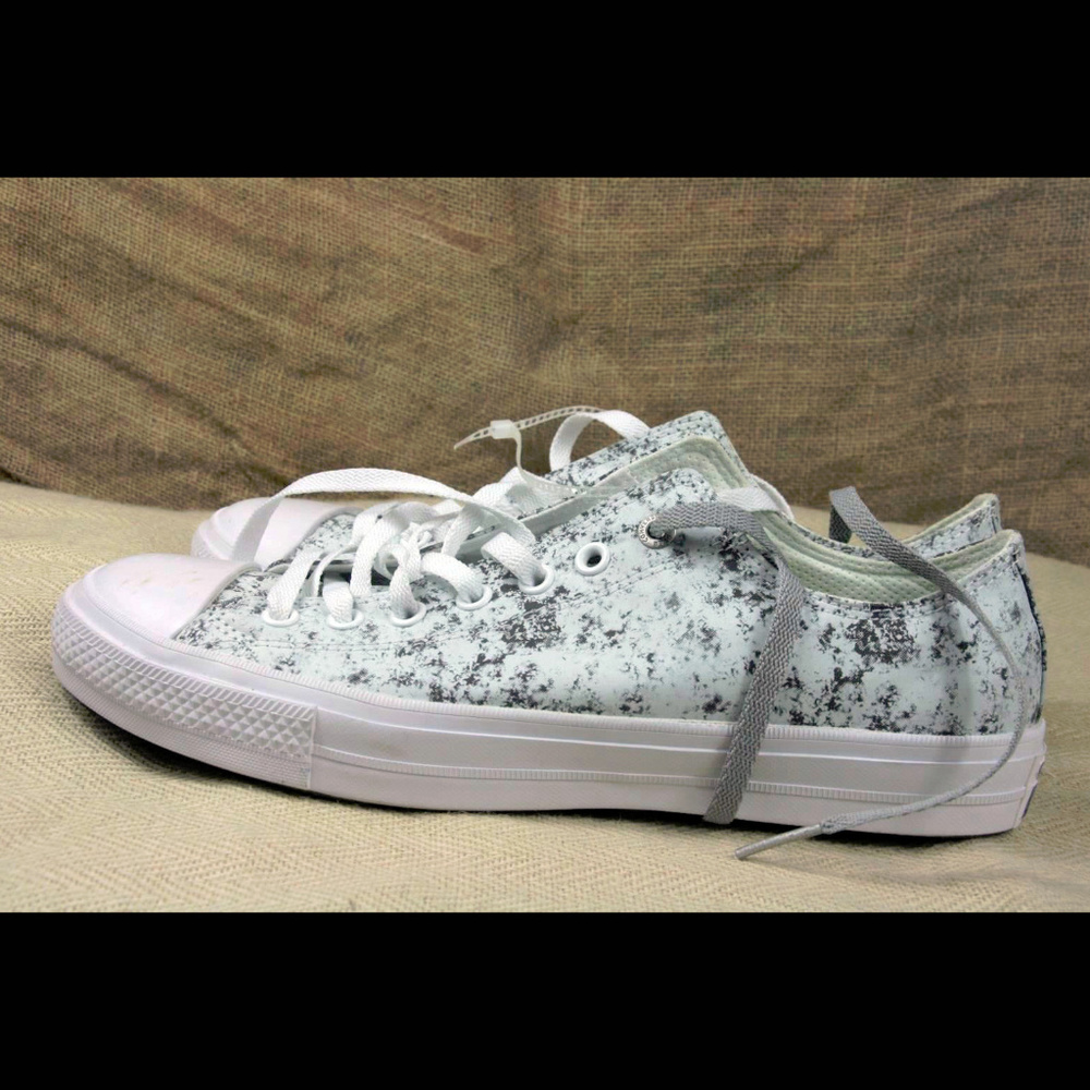 Converse All-Star Chuck Taylor II with Lunarlon